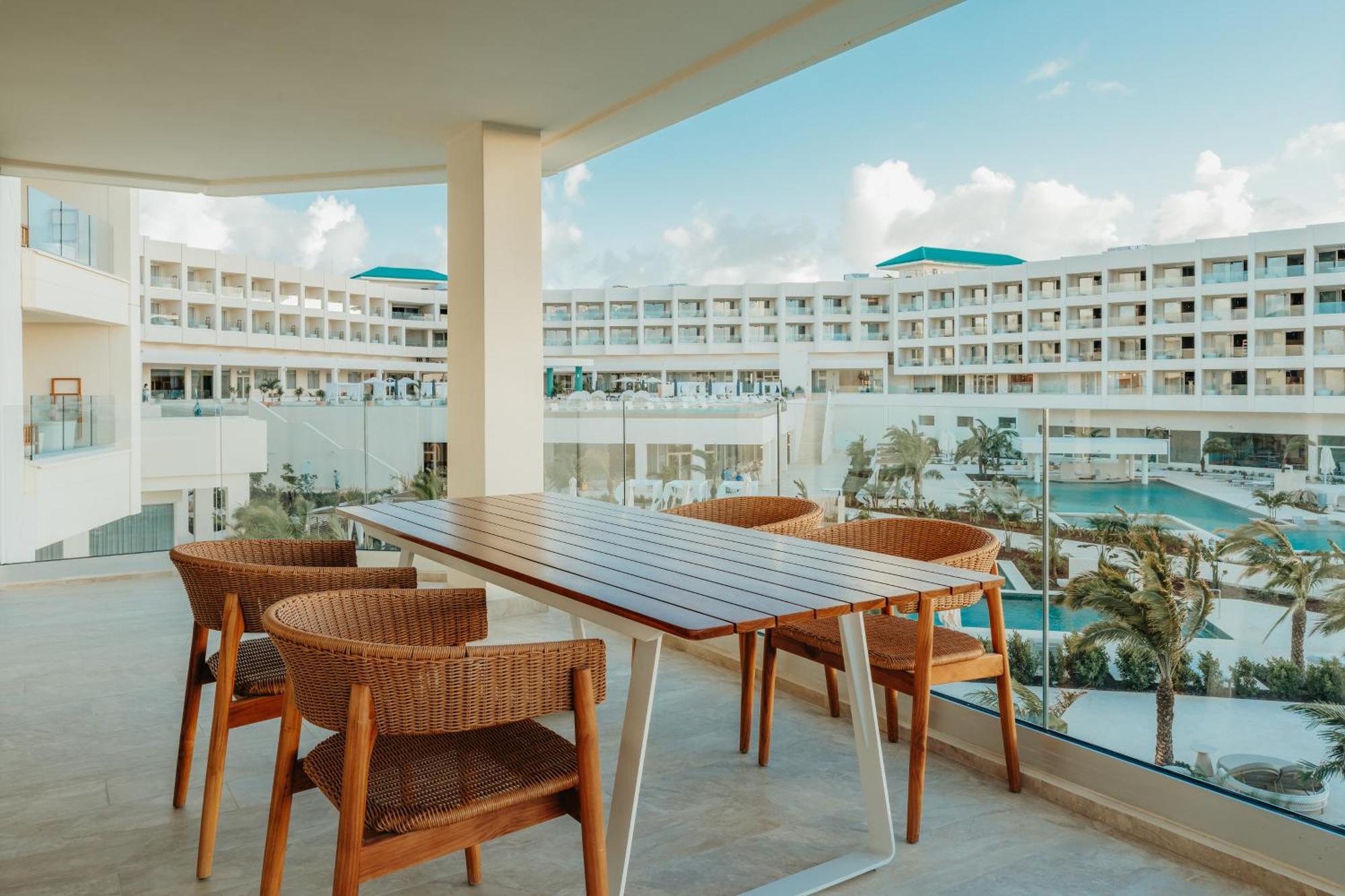 Joia Aruba By Iberostar Hotel Palm Beach ภายนอก รูปภาพ