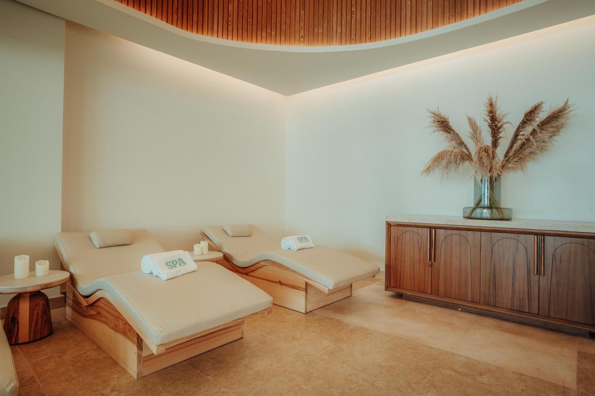 Joia Aruba By Iberostar Hotel Palm Beach ภายนอก รูปภาพ
